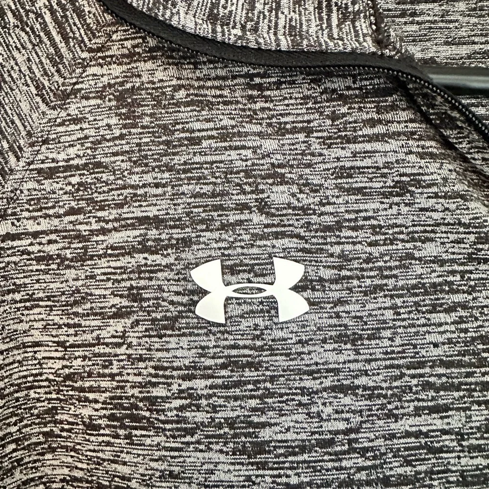 Under Armour ($65) Women's Charcoal Long Sleeve Tee - Picture 7 of 12